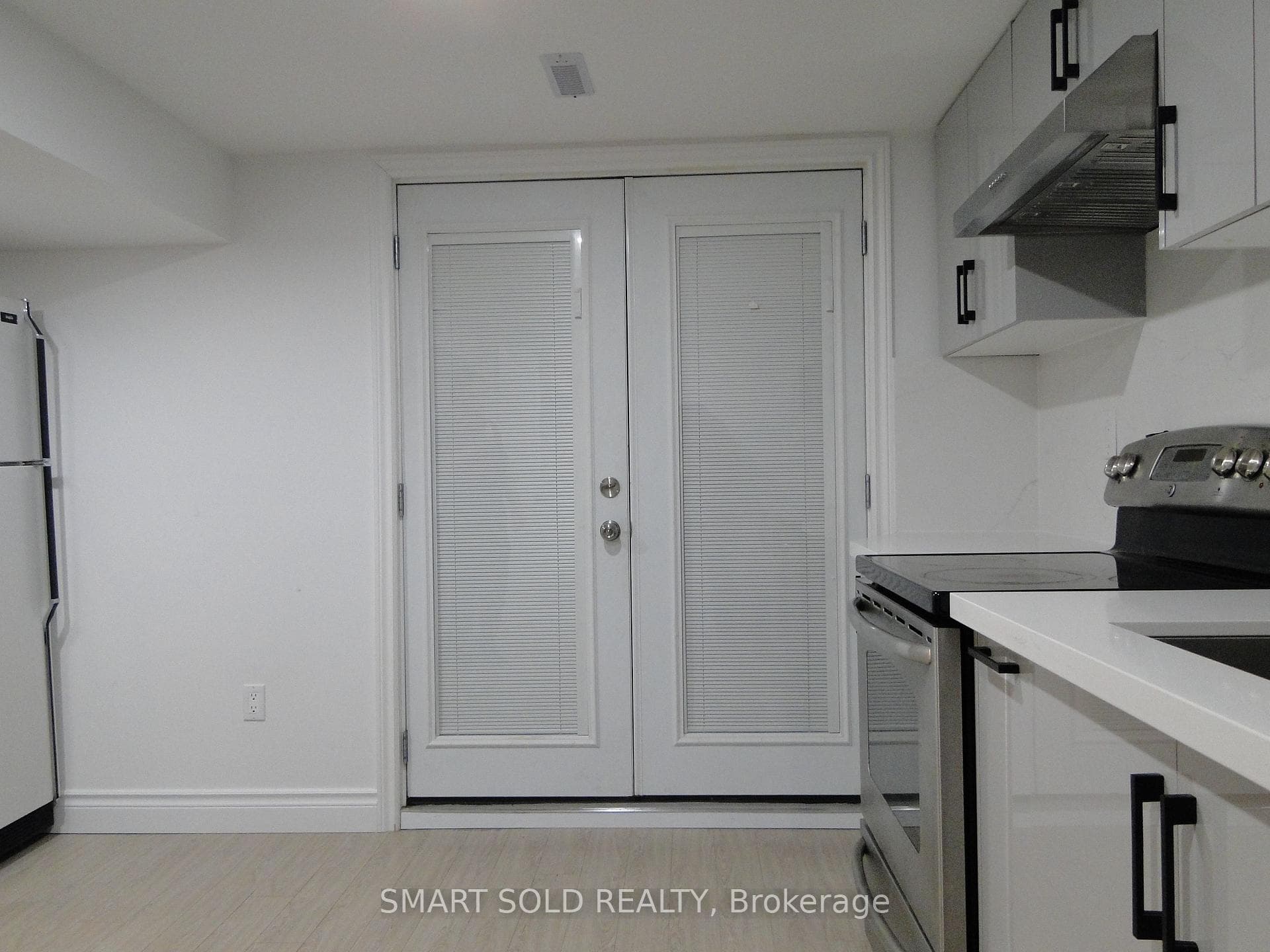 54 Muirlands Drive Unit Basement photo 23