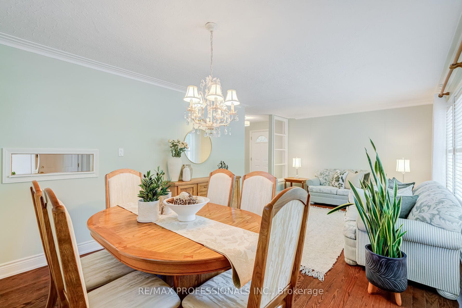 48 Genthorn Avenue photo 14