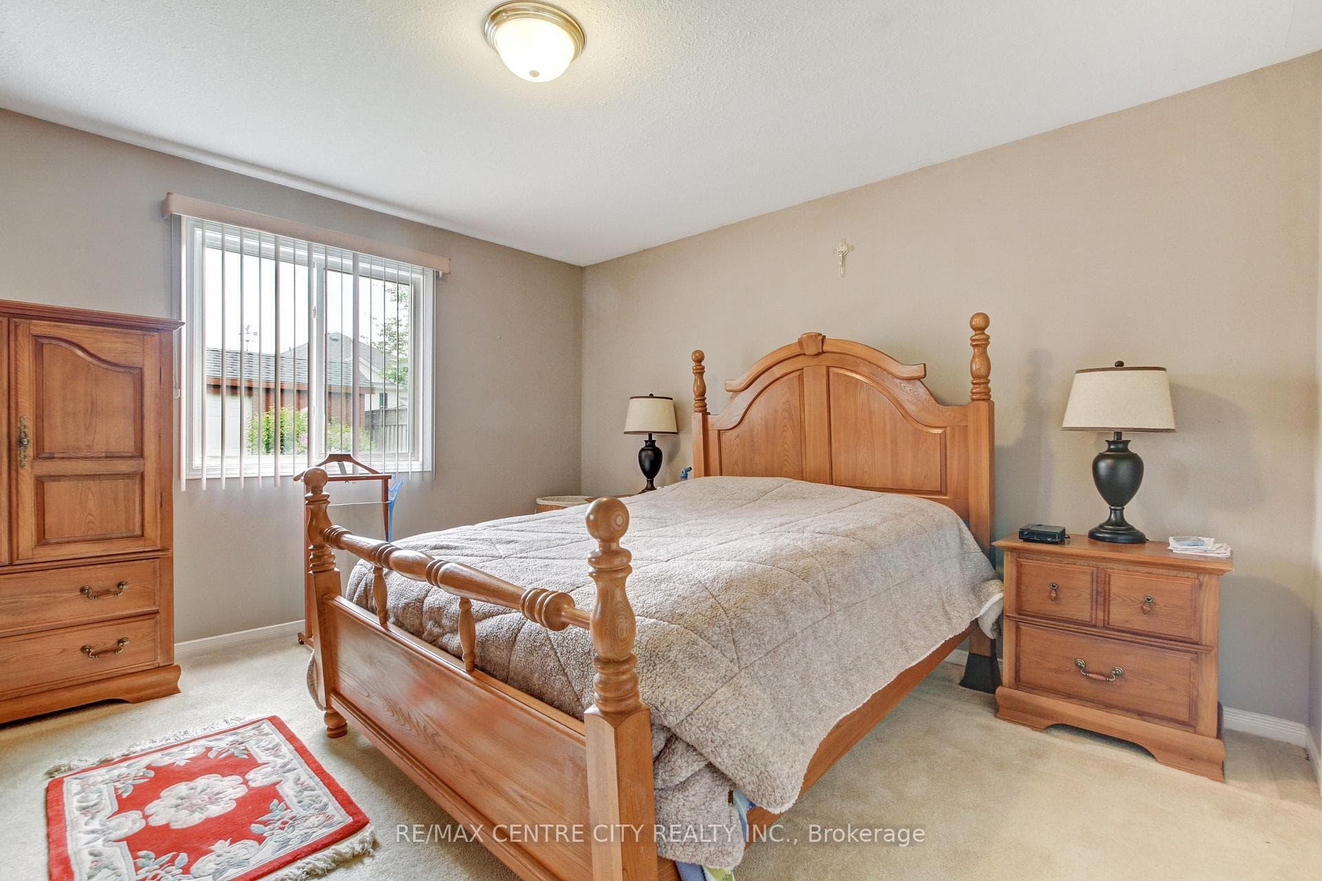 20 Steeplechase Court photo 12