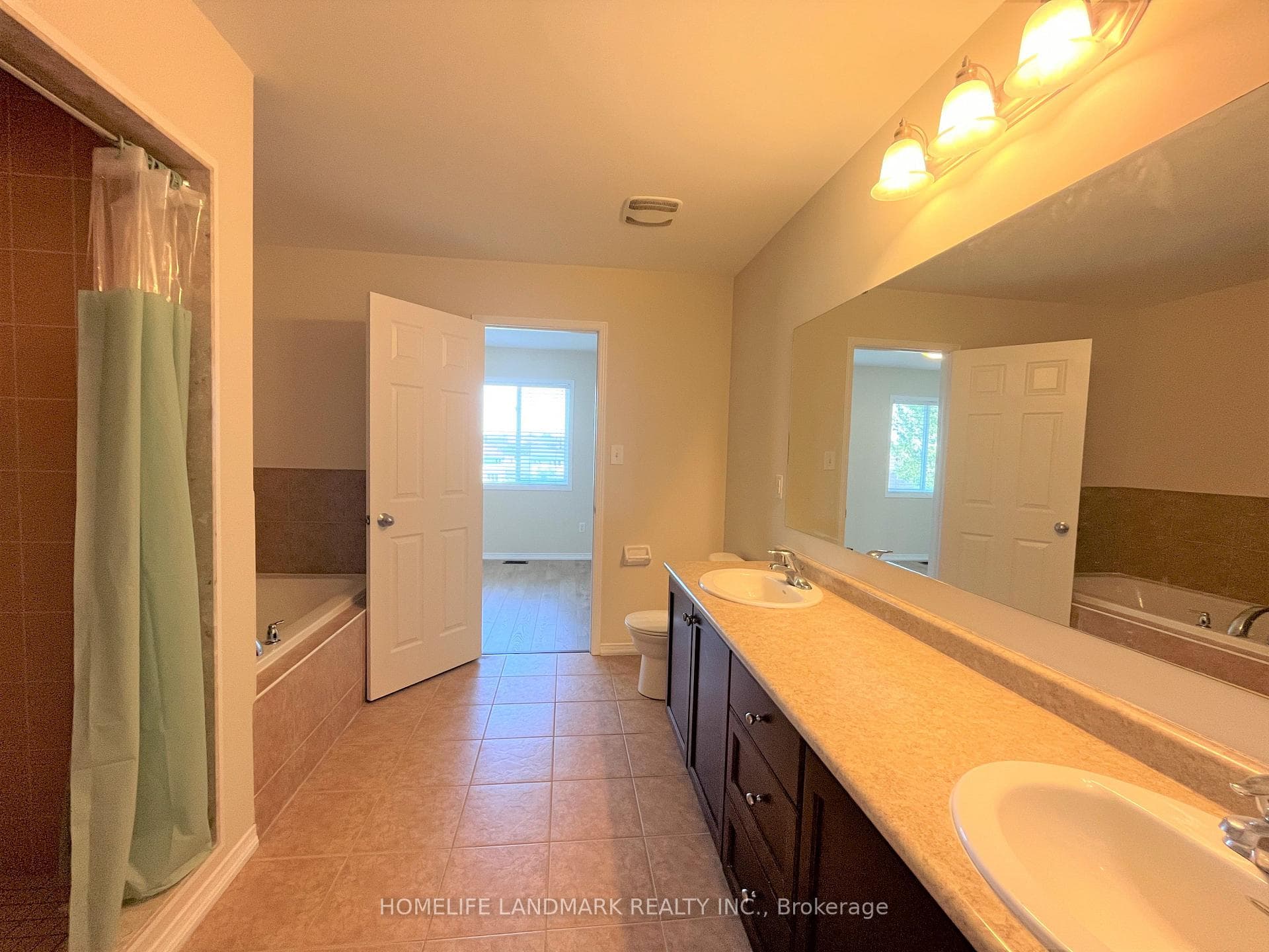 79 John Bell Crescent photo 23