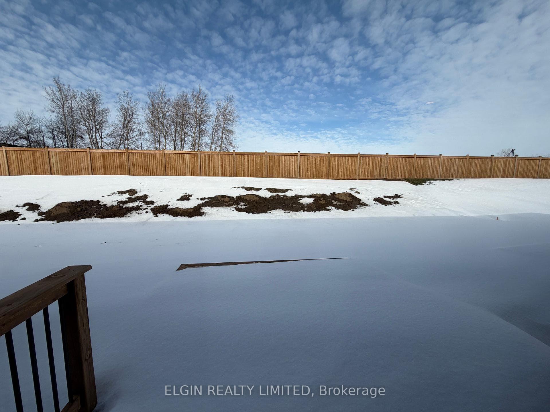 107 Willow Drive photo 3