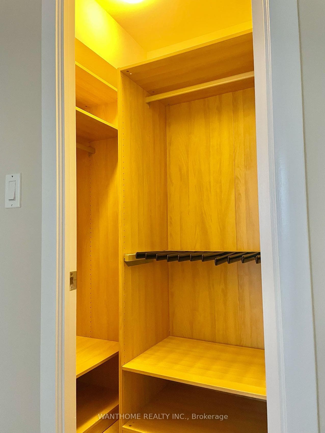 5791 Yonge Street Unit 1210 photo 17