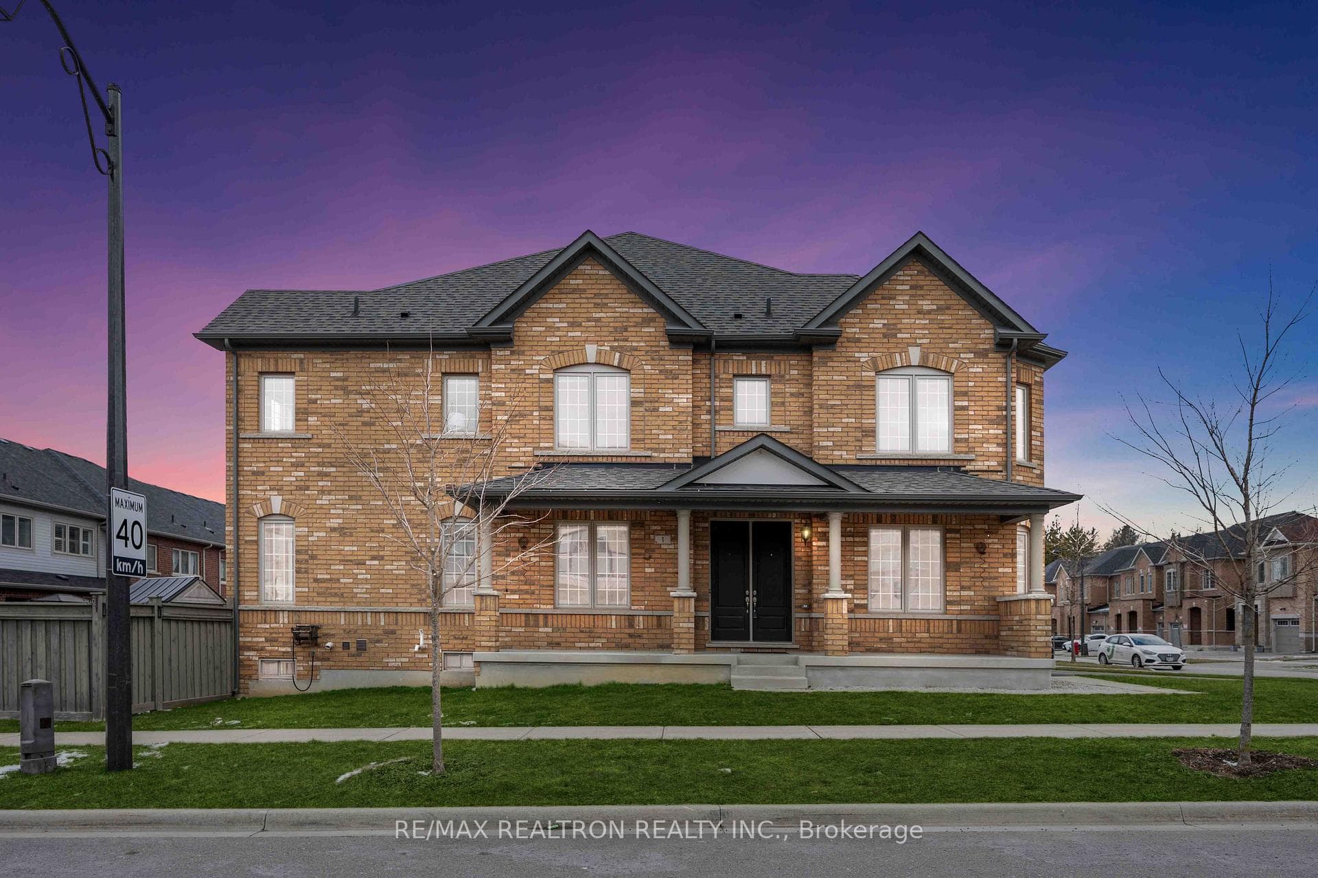 1 Durblee Avenue photo 39