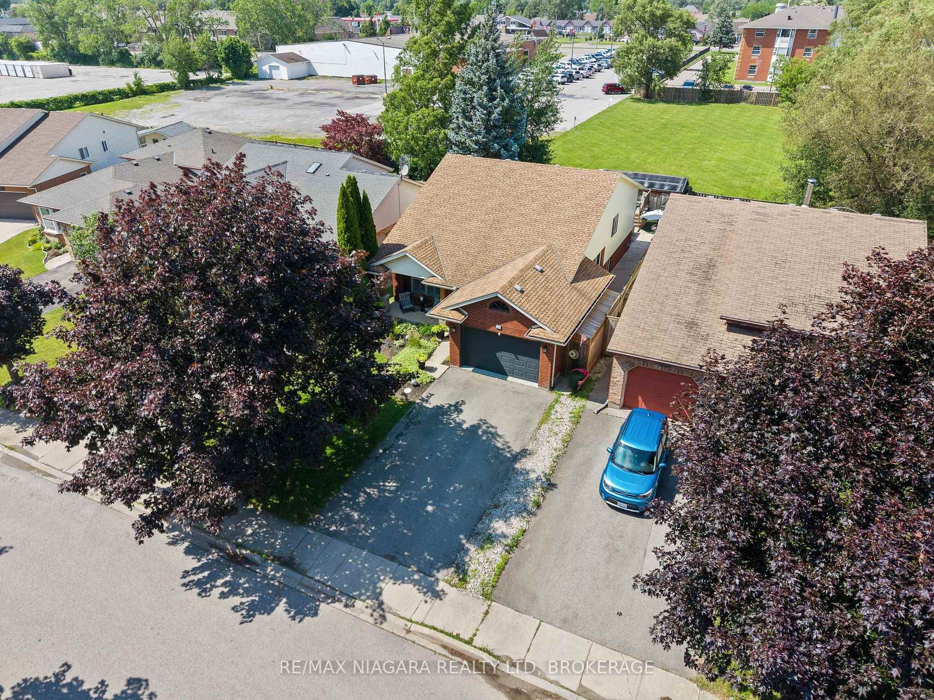 5991 ANDREA Drive photo 5