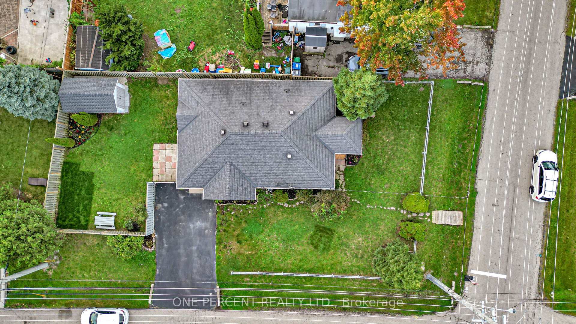 1064 Strathy Avenue photo 3