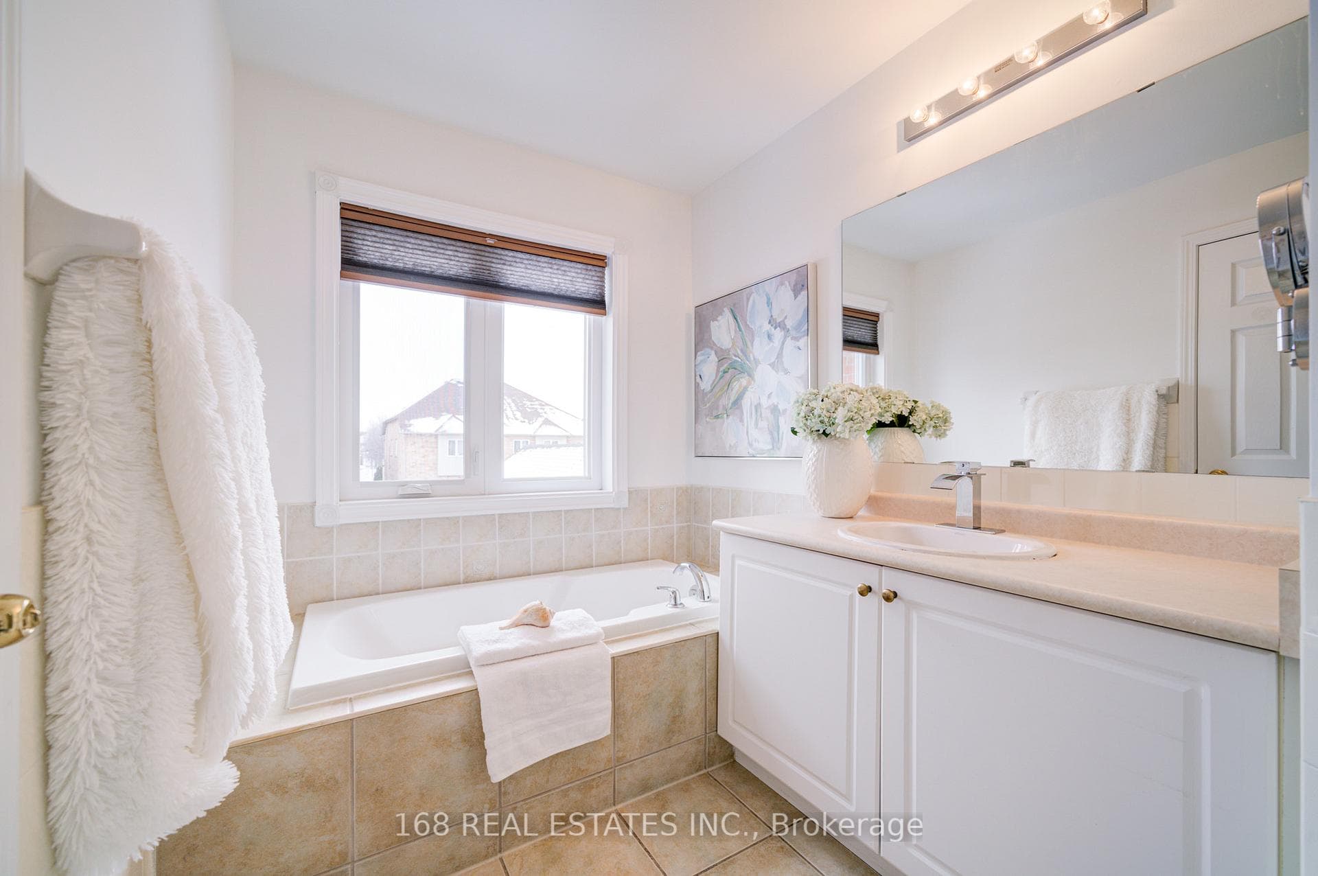 841 Bur Oak Avenue photo 17