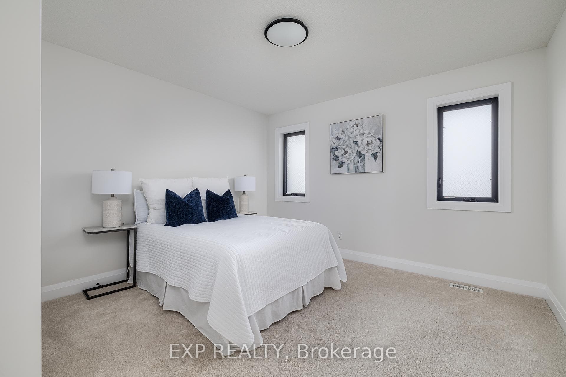 508 Doonwoods Crescent photo 23