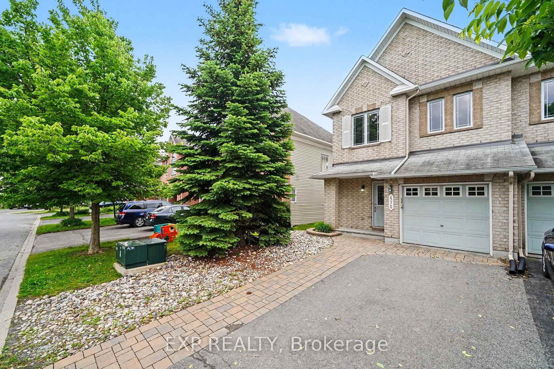 472 Temiskaming Crescent photo 2