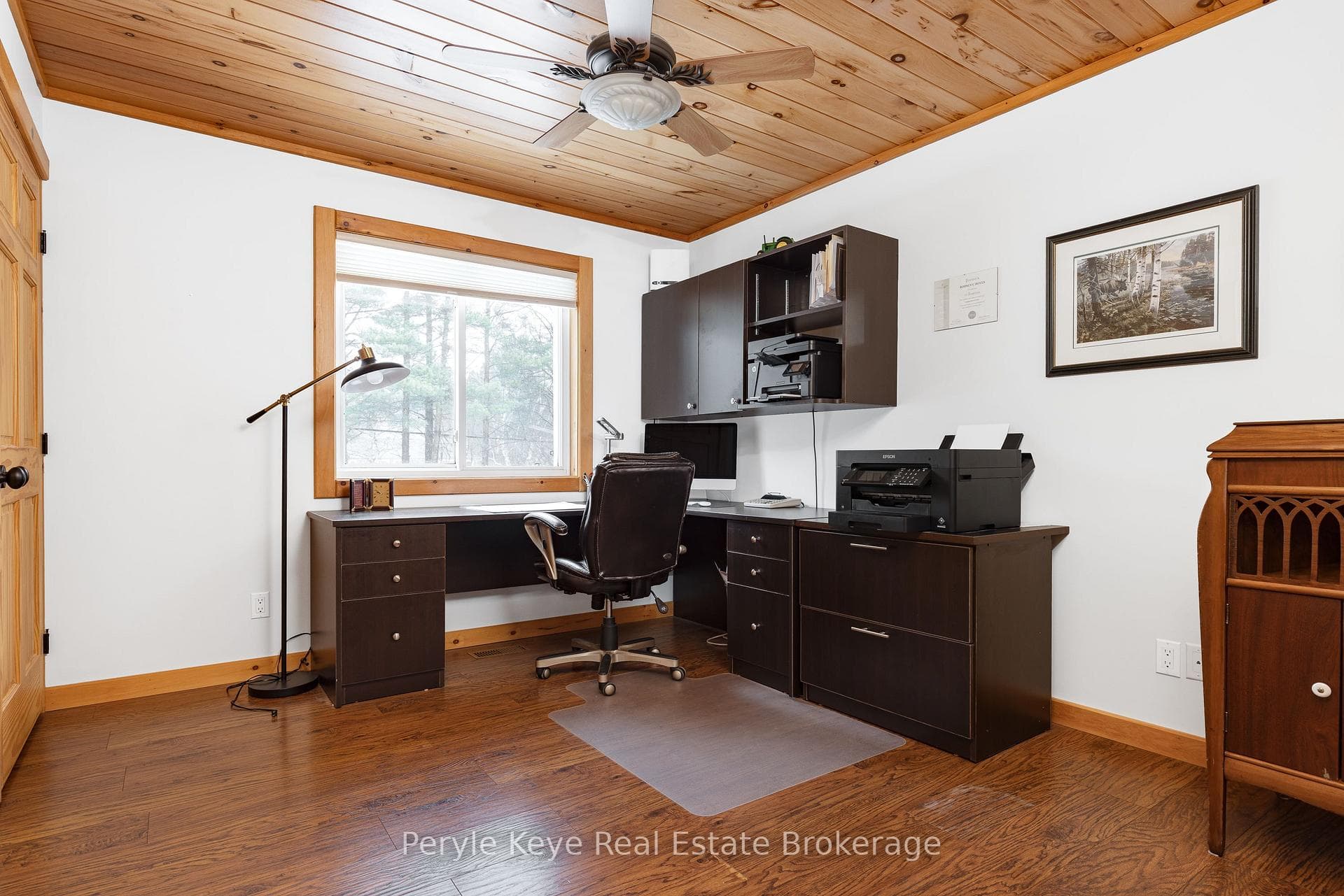 605 Ravenscliffe Road photo 12