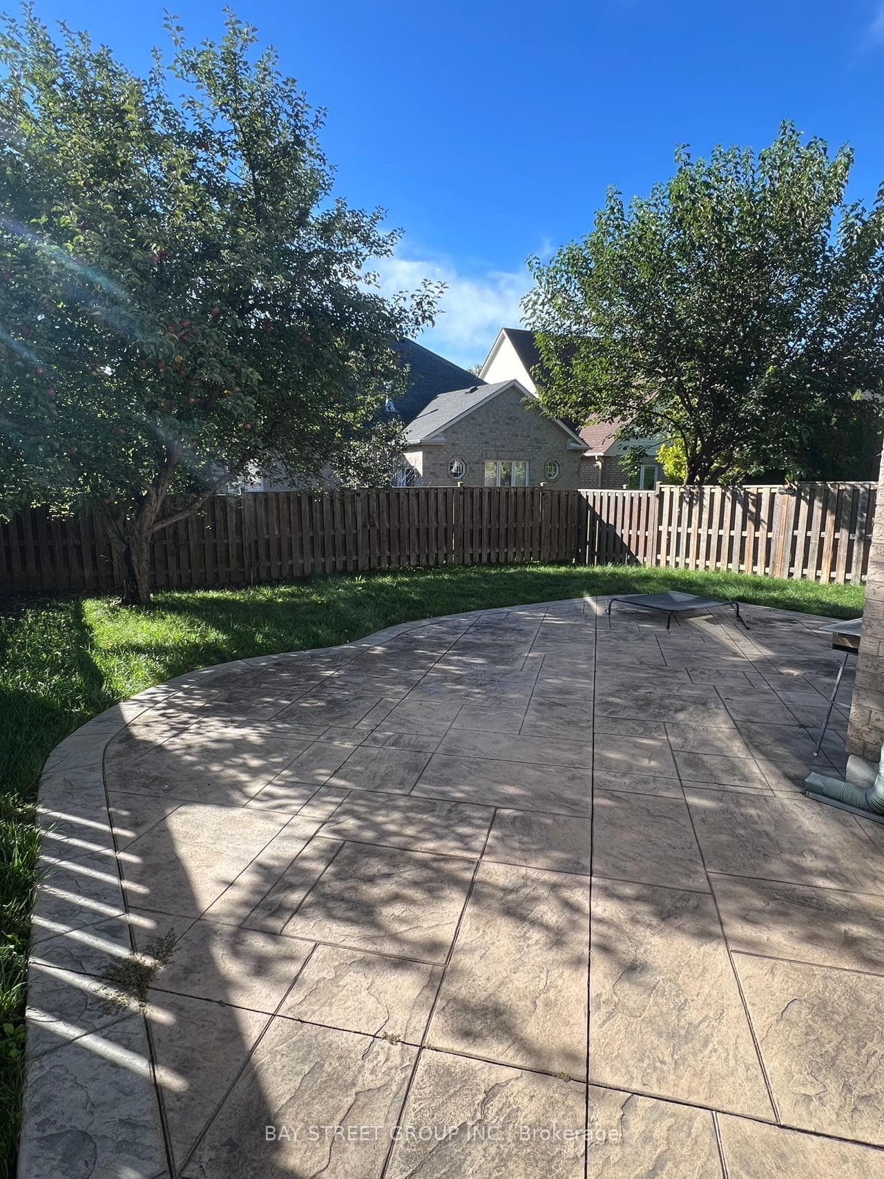 39 Emery Hill Boulevard photo 17