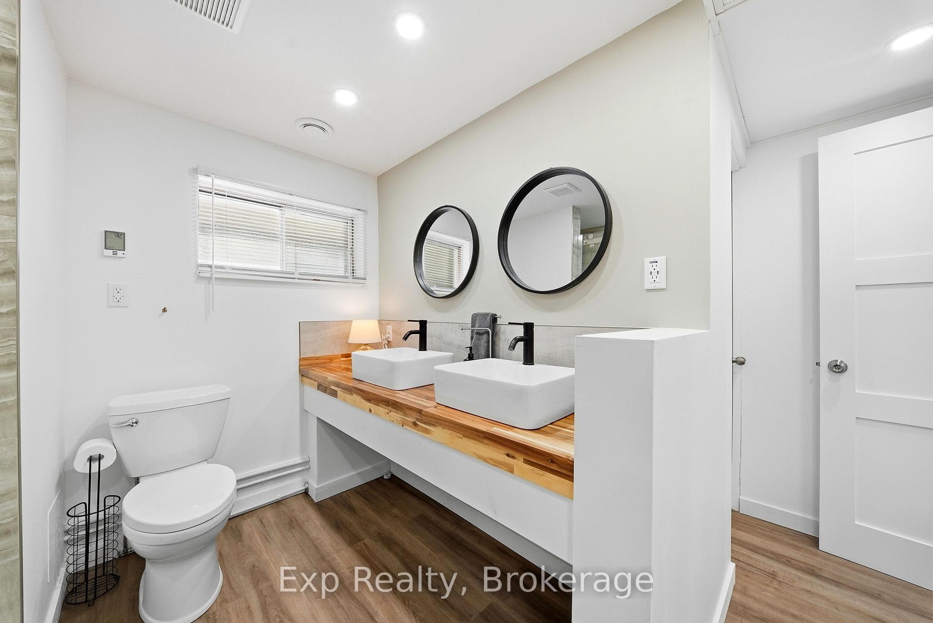 1852 Stockdale Road photo 27