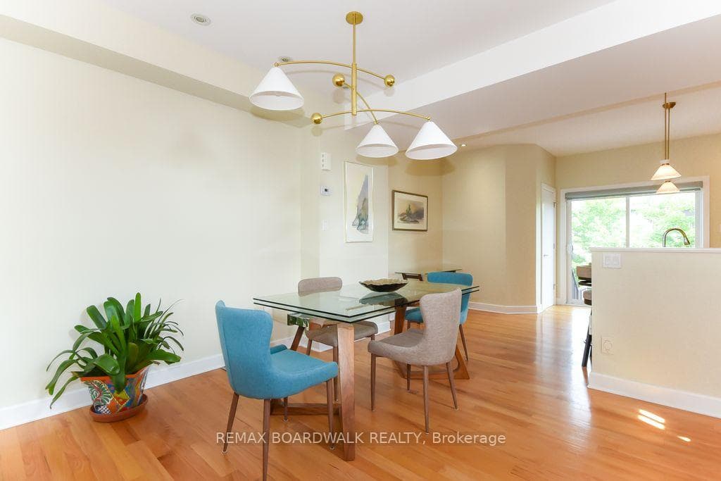 51 Drouin Avenue photo 22