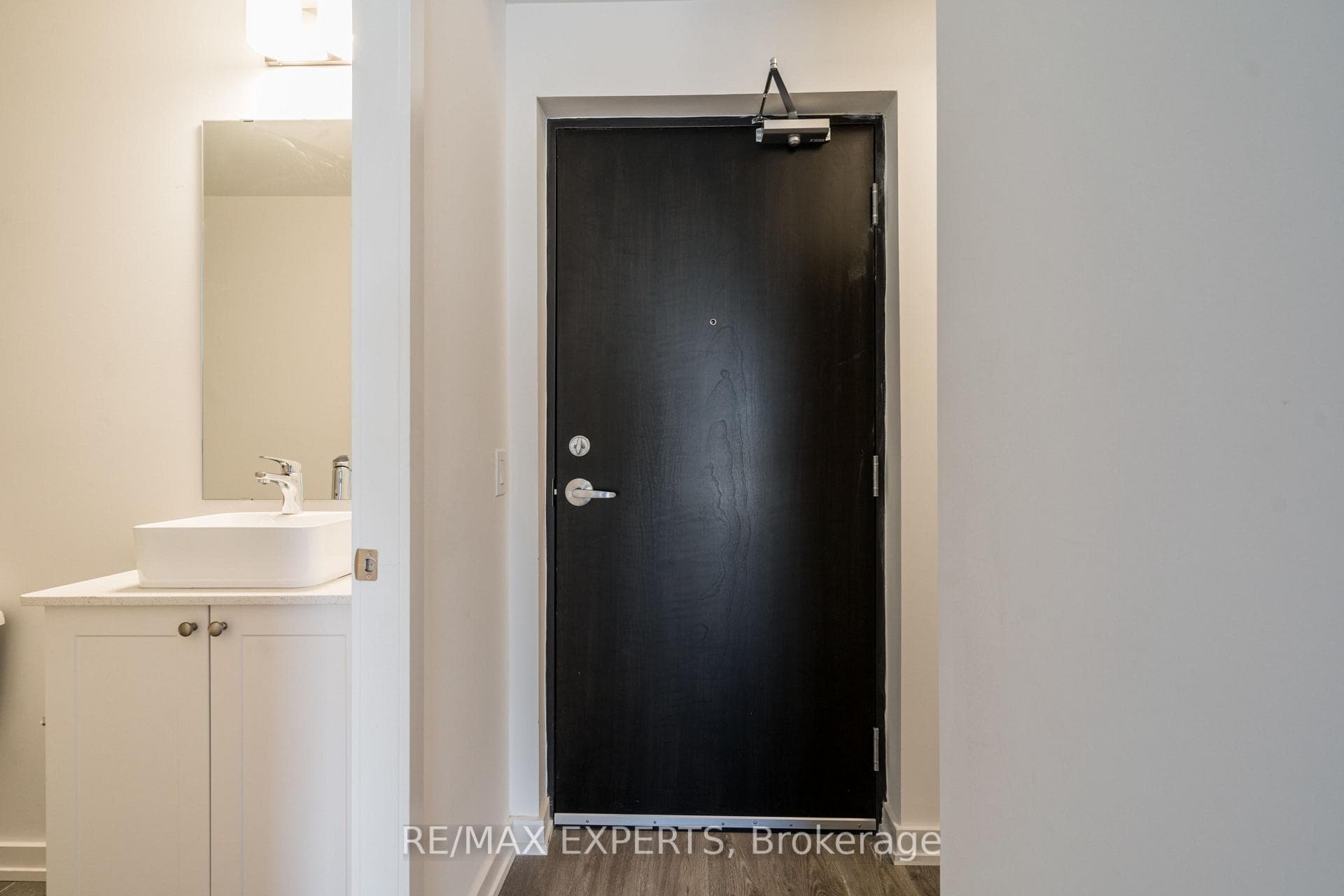 430 ESSA Road Unit 319 photo 5