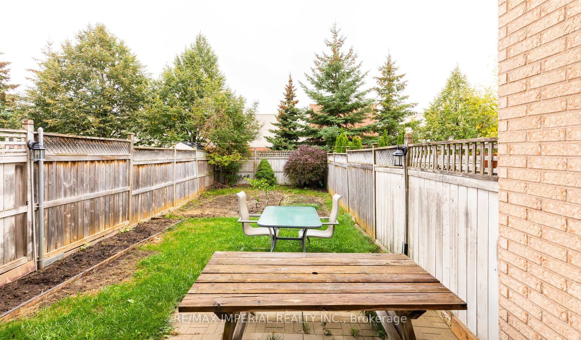 43 Baywell Crescent photo 15