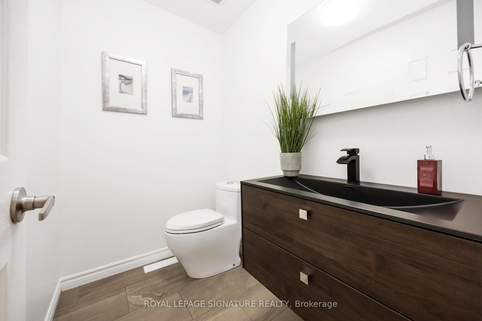 9 Harbourview Crescent photo 11