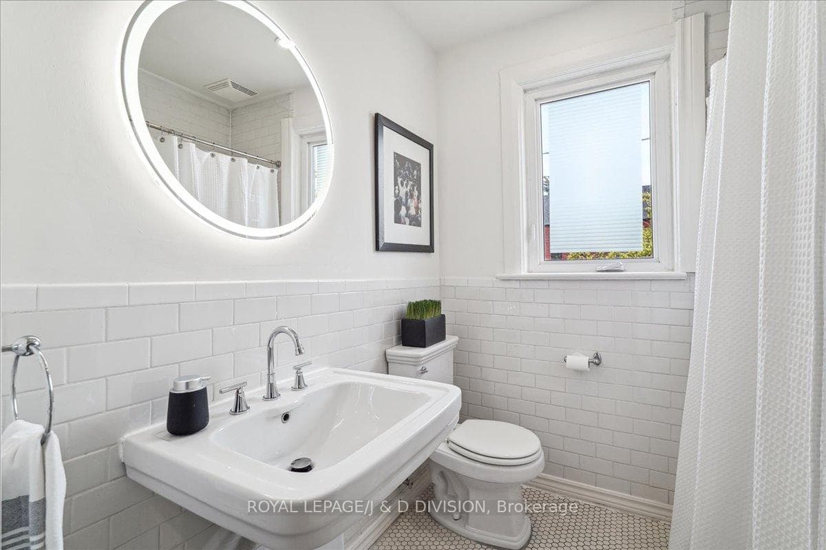 59 Atlas Avenue photo 22
