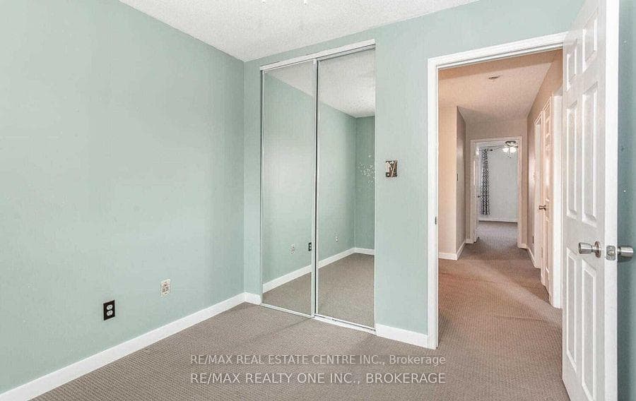 1051 Blizzard Road Unit Upper photo 25