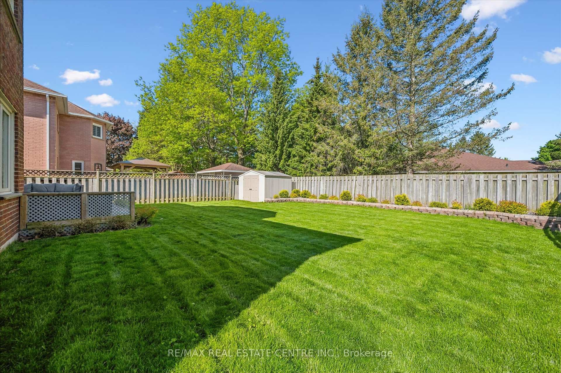 40 Beasley Crescent photo 37