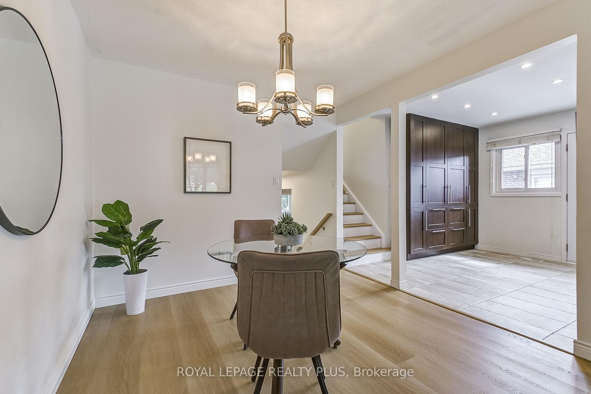 85 Bonham Boulevard photo 8