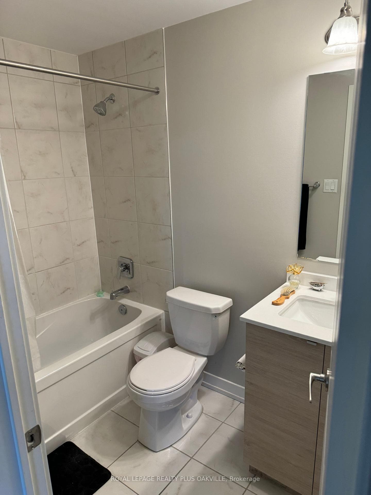 3135 Mintwood Circle photo 9
