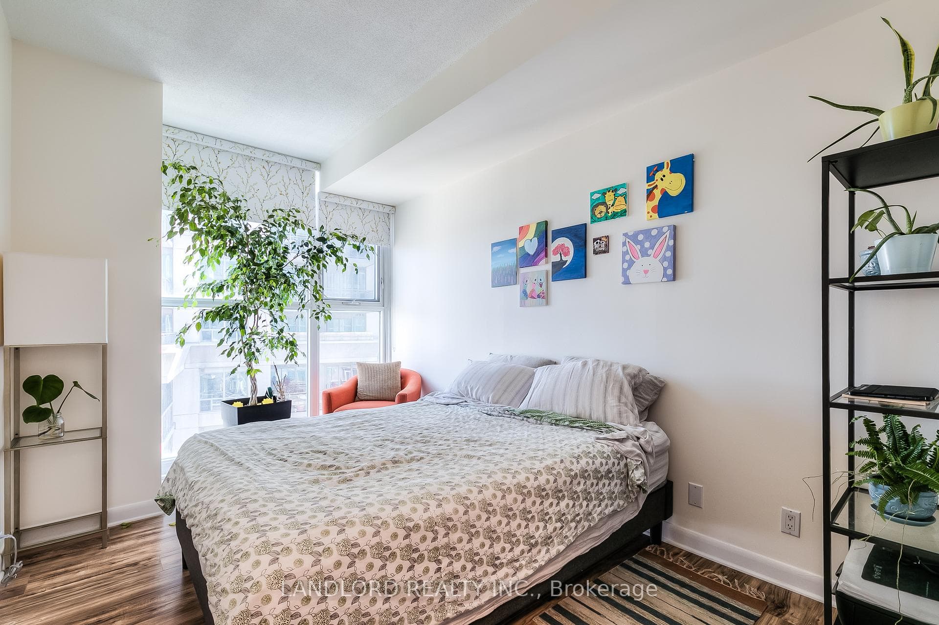 2067 Lake Shore Boulevard Unit 402 photo 15
