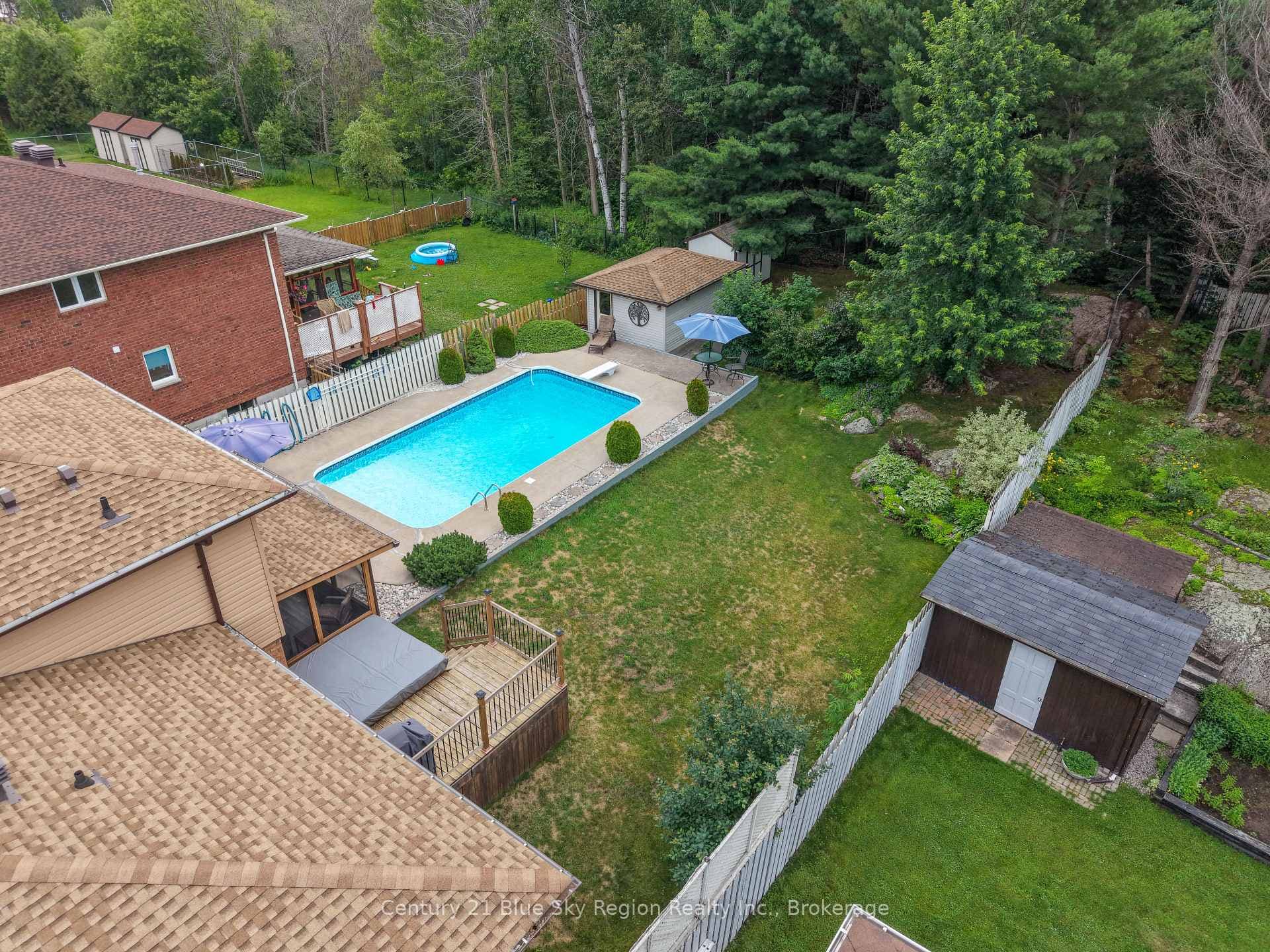 87 Labreche Drive photo 46