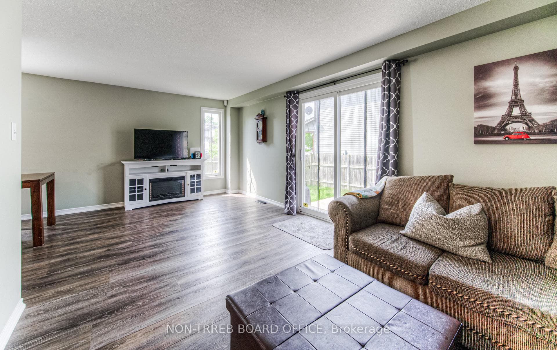 43 PROSPERITY Drive photo 15