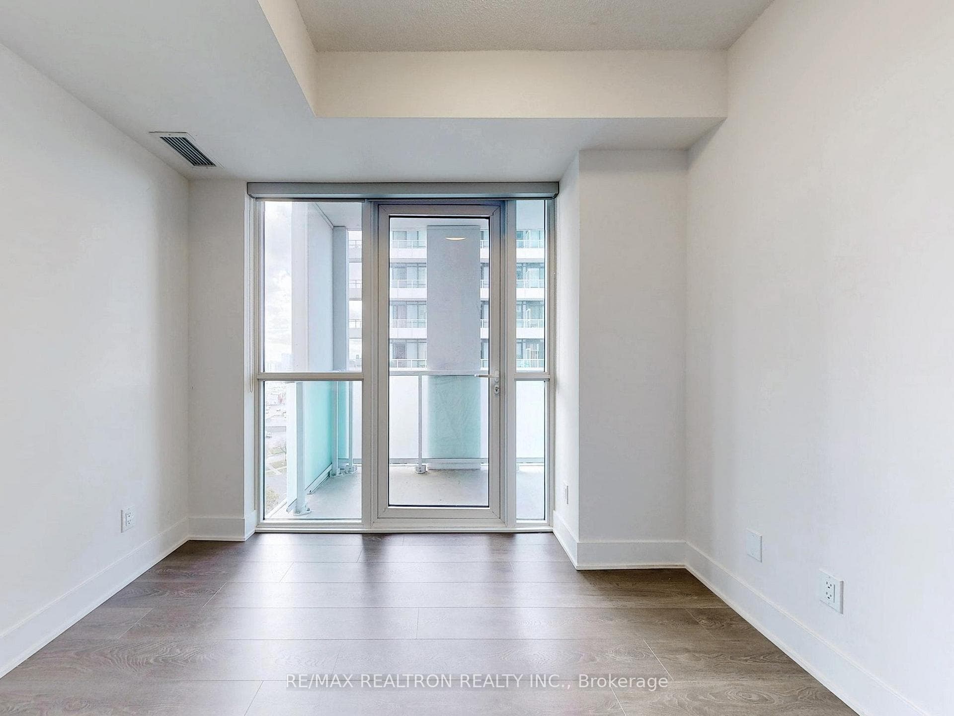 188 Fairview Mall Drive Unit 1515 photo 15
