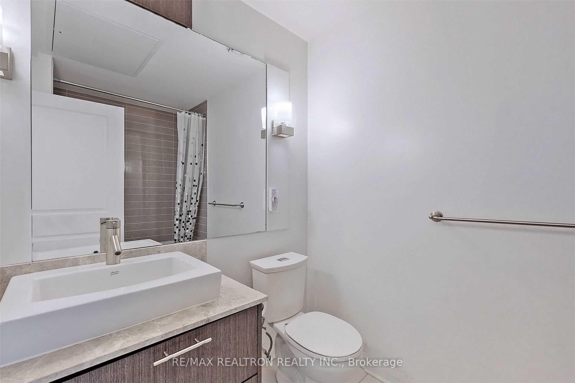 8 Mercer Street Unit 2701 photo 15
