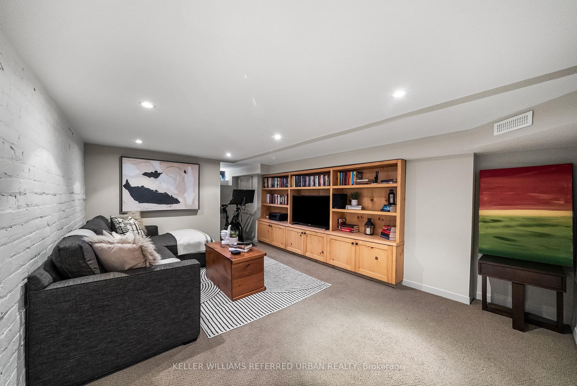 167 Strachan Avenue photo 32
