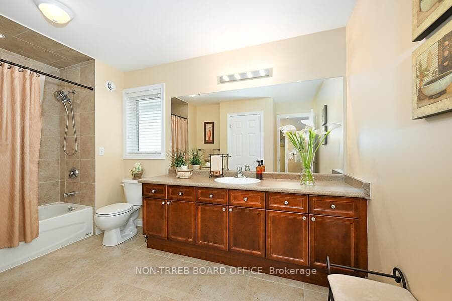 12 Edgehill Drive photo 29