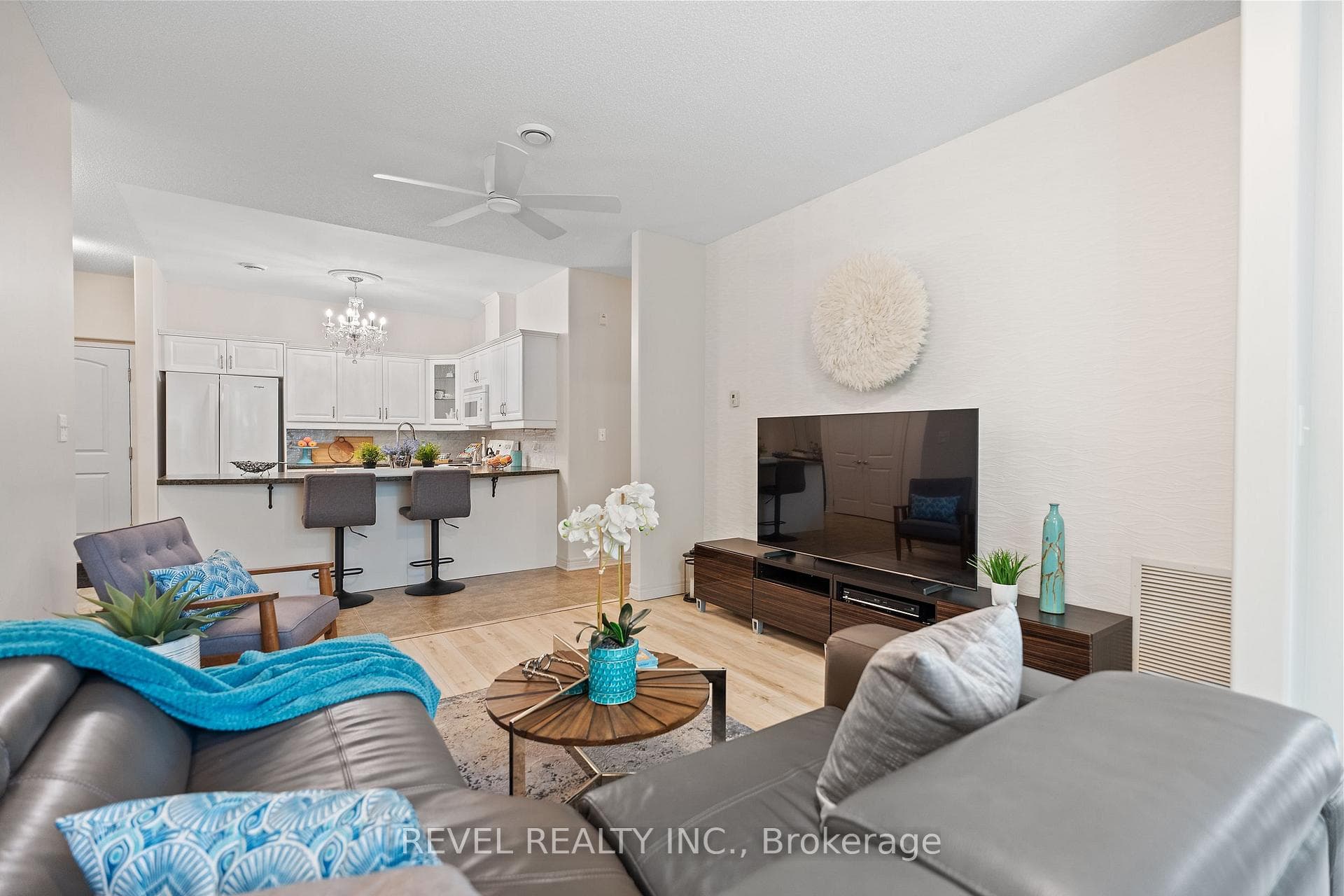 2799 St. Paul Avenue Unit 203 photo 15