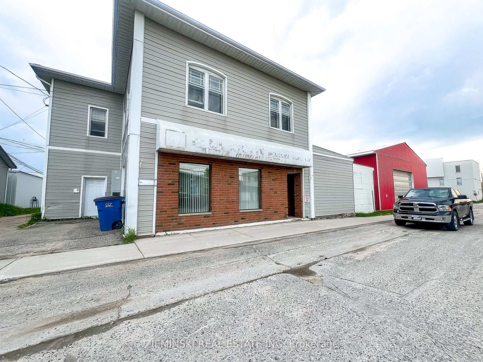 110-112 Third Street photo 2