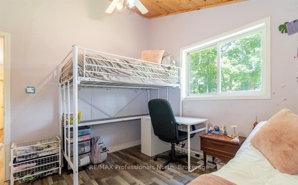 899 KATRINE Road photo 17