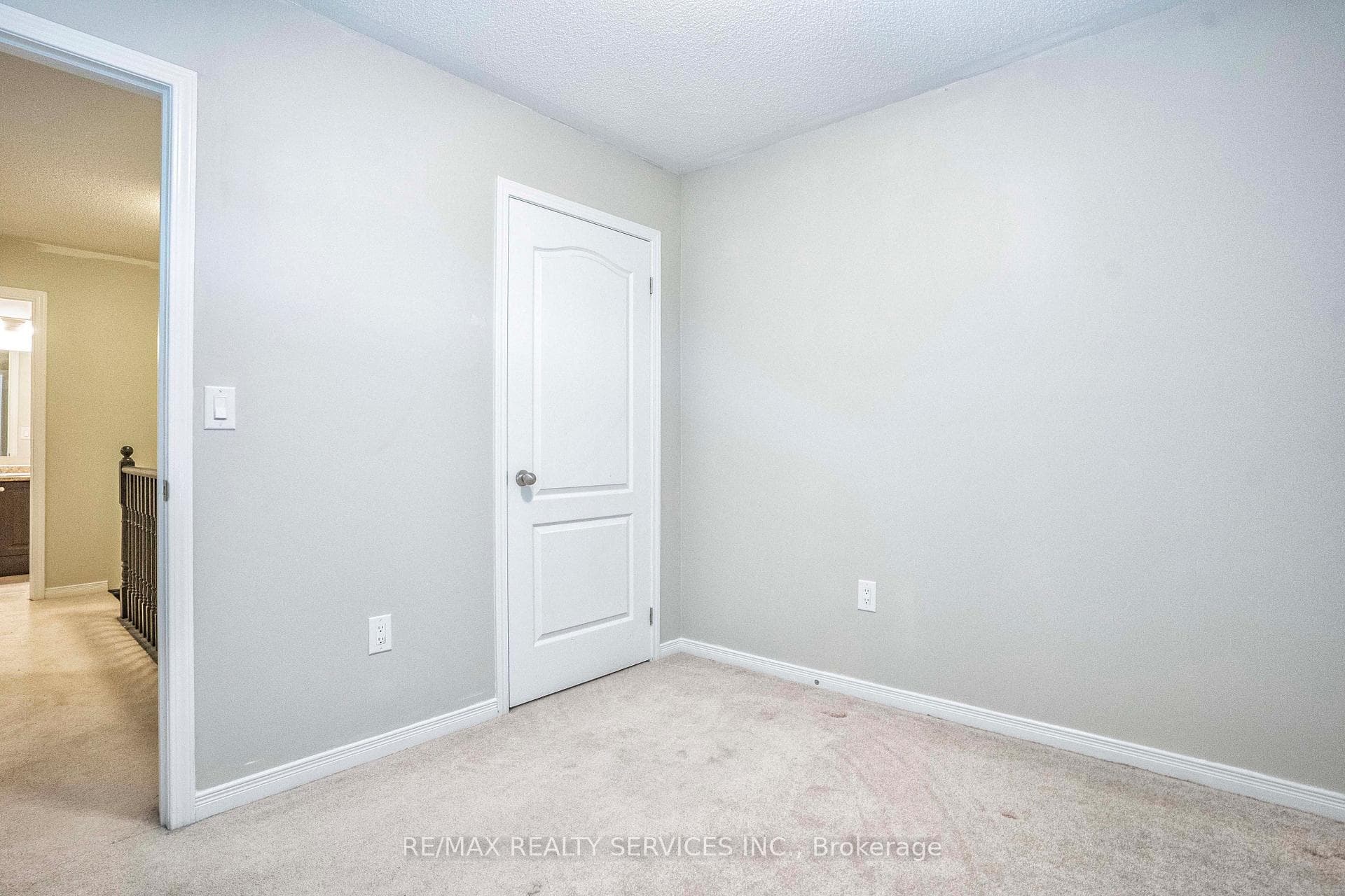 6 Birchfield Crescent photo 27