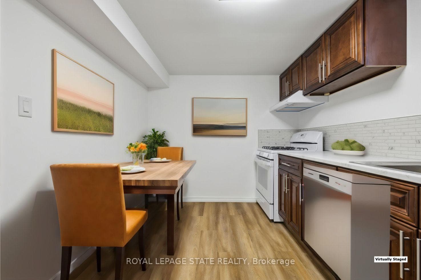 79 Delena Avenue Unit Lower photo 12