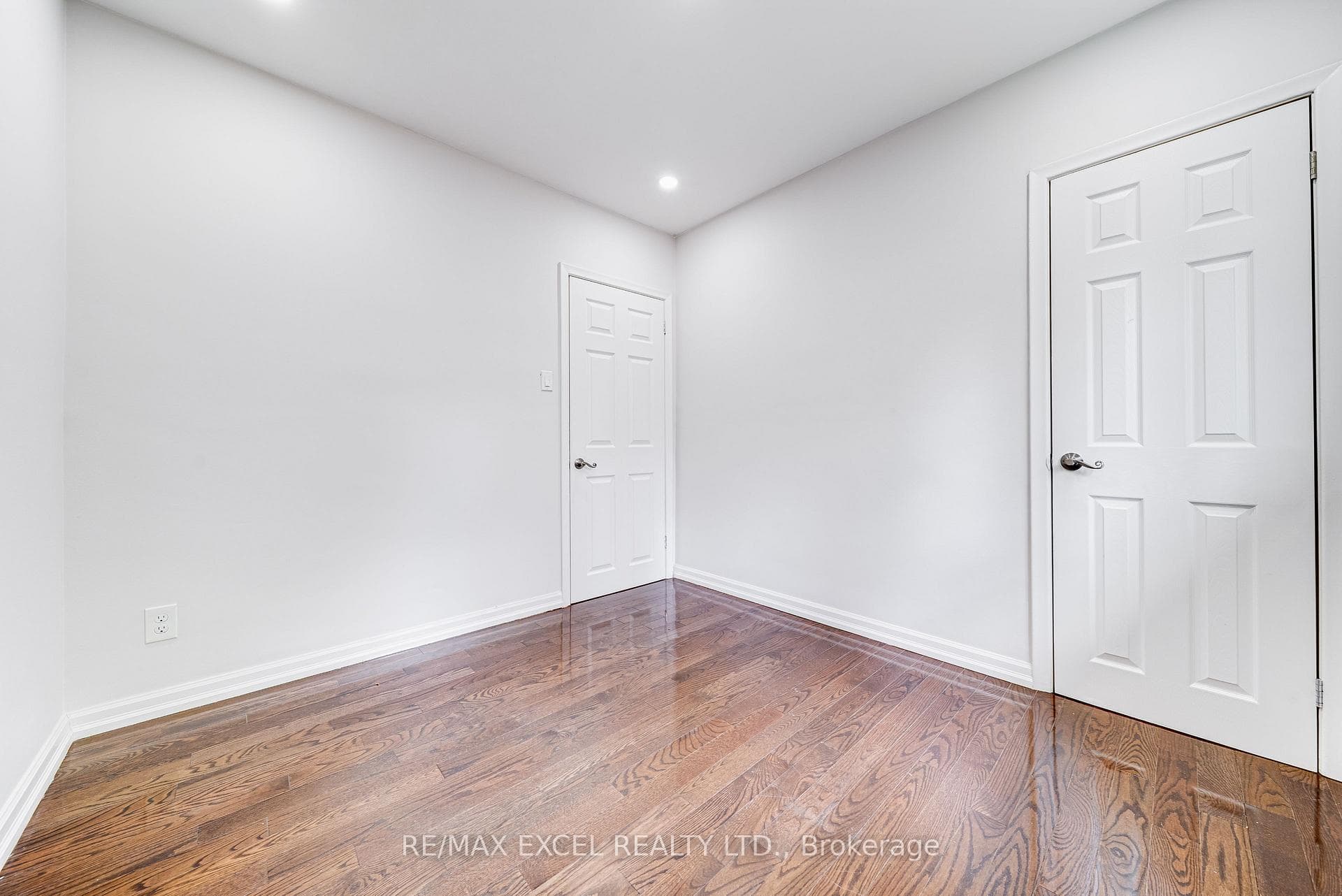 51 Tordale Crescent photo 22