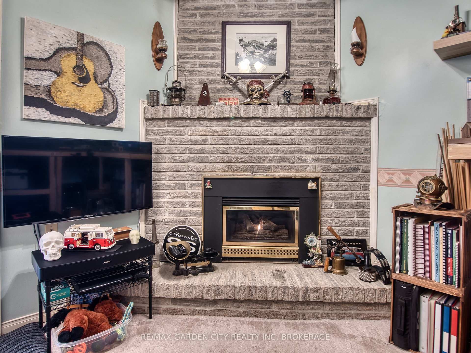 Main Floor Family Room Gas Fireplace