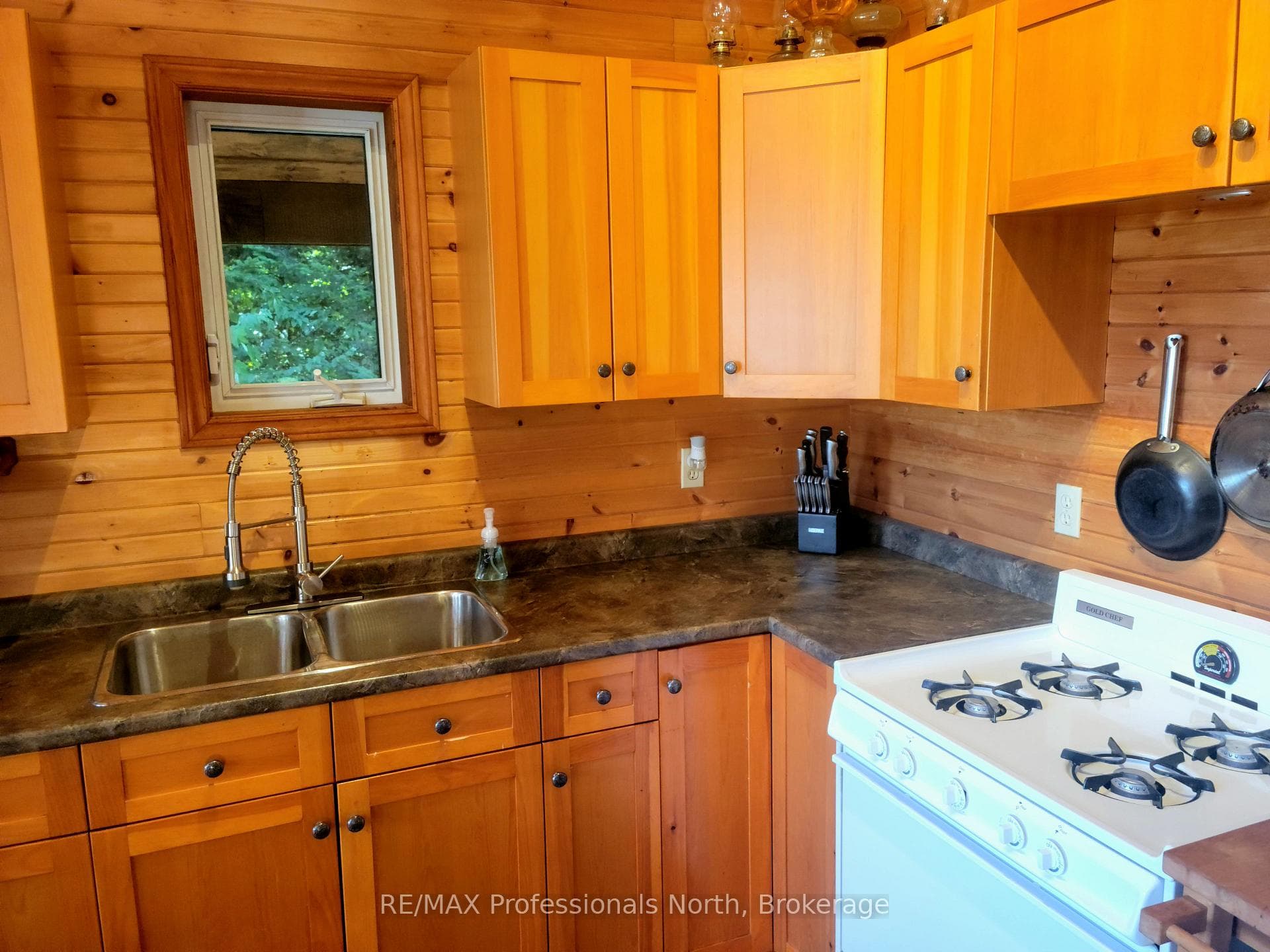 364 FORESTRY TOWER Road photo 18