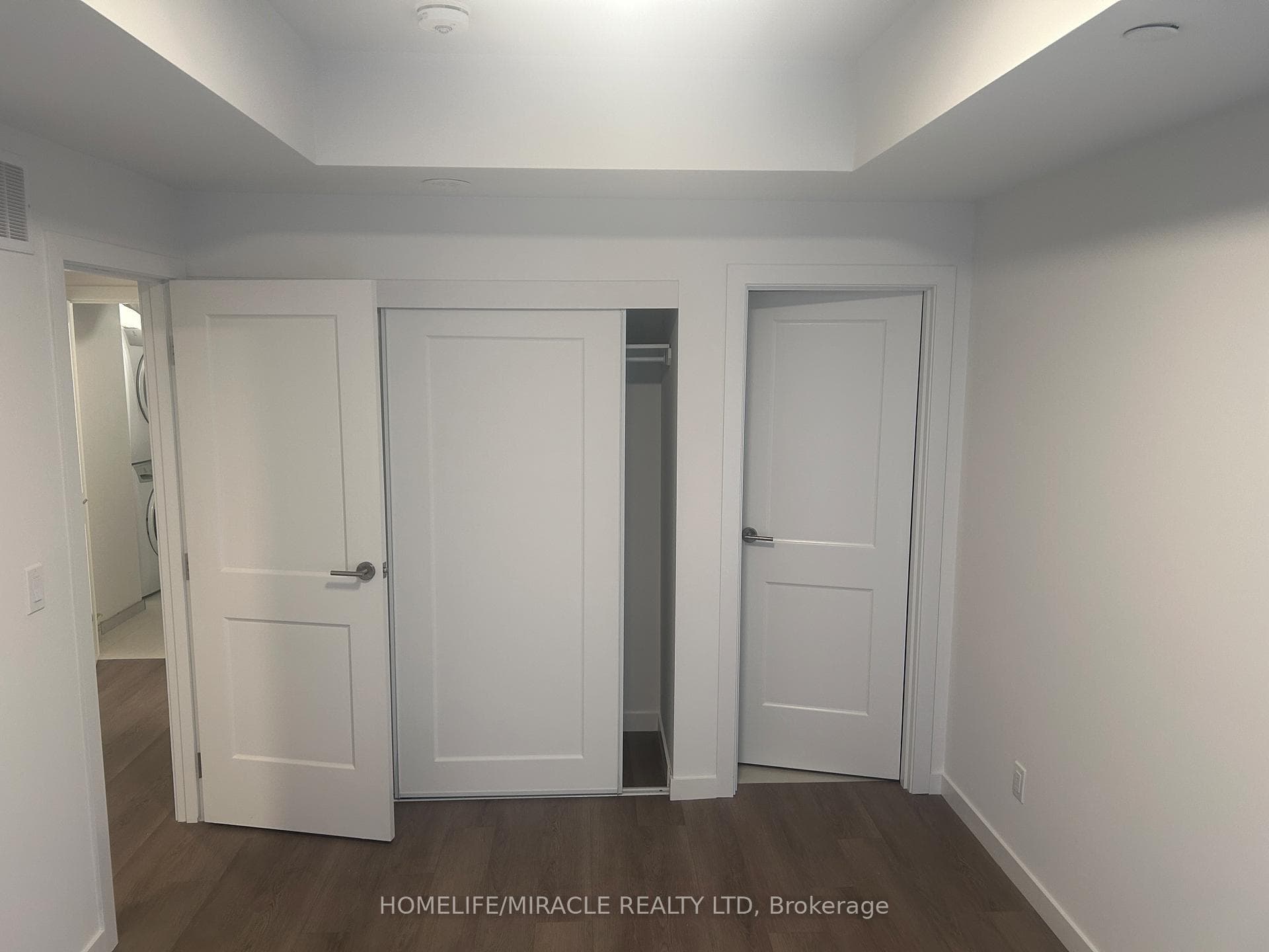 109 Marydale Avenue Unit 21 photo 9