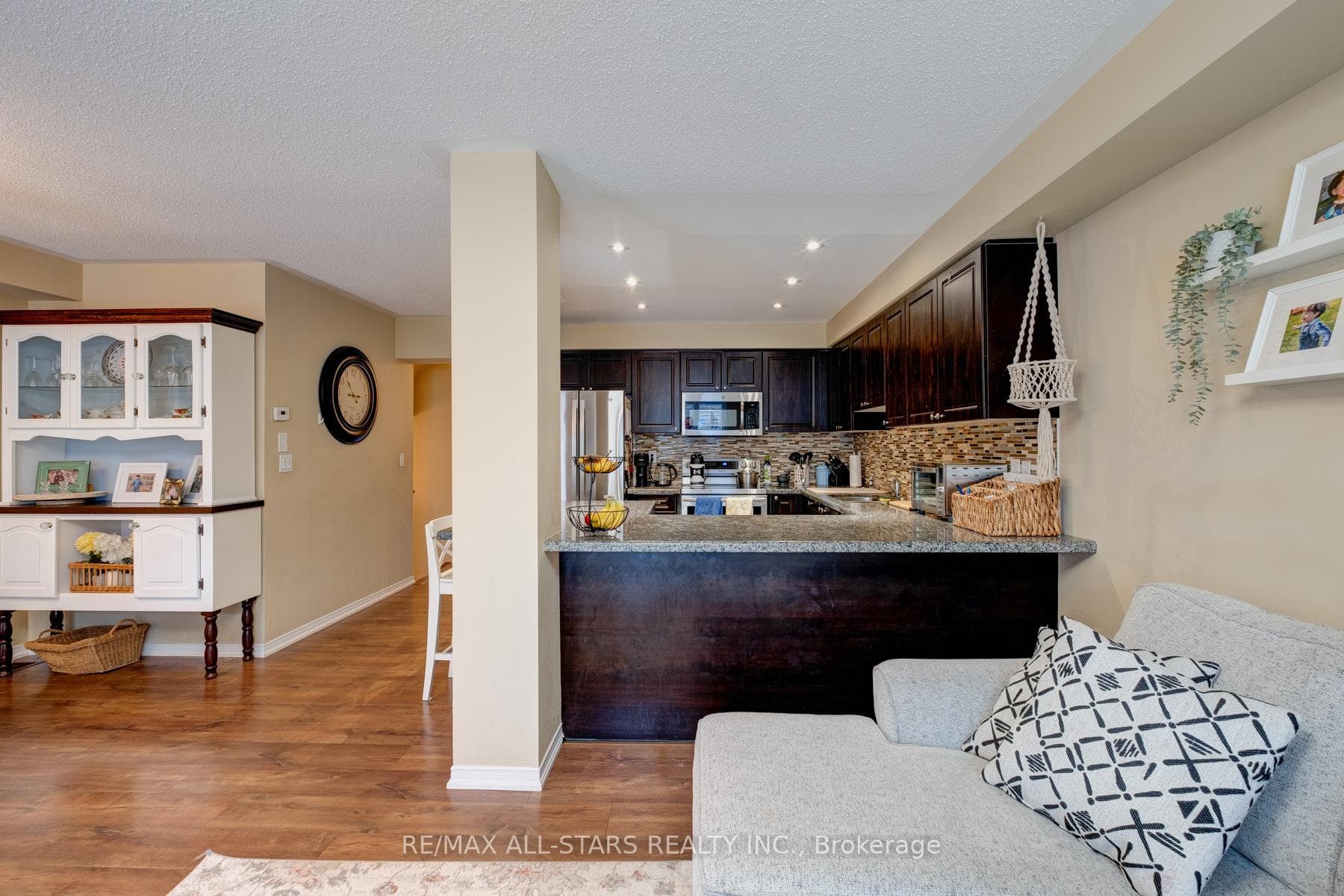 96 Underwood Drive photo 12