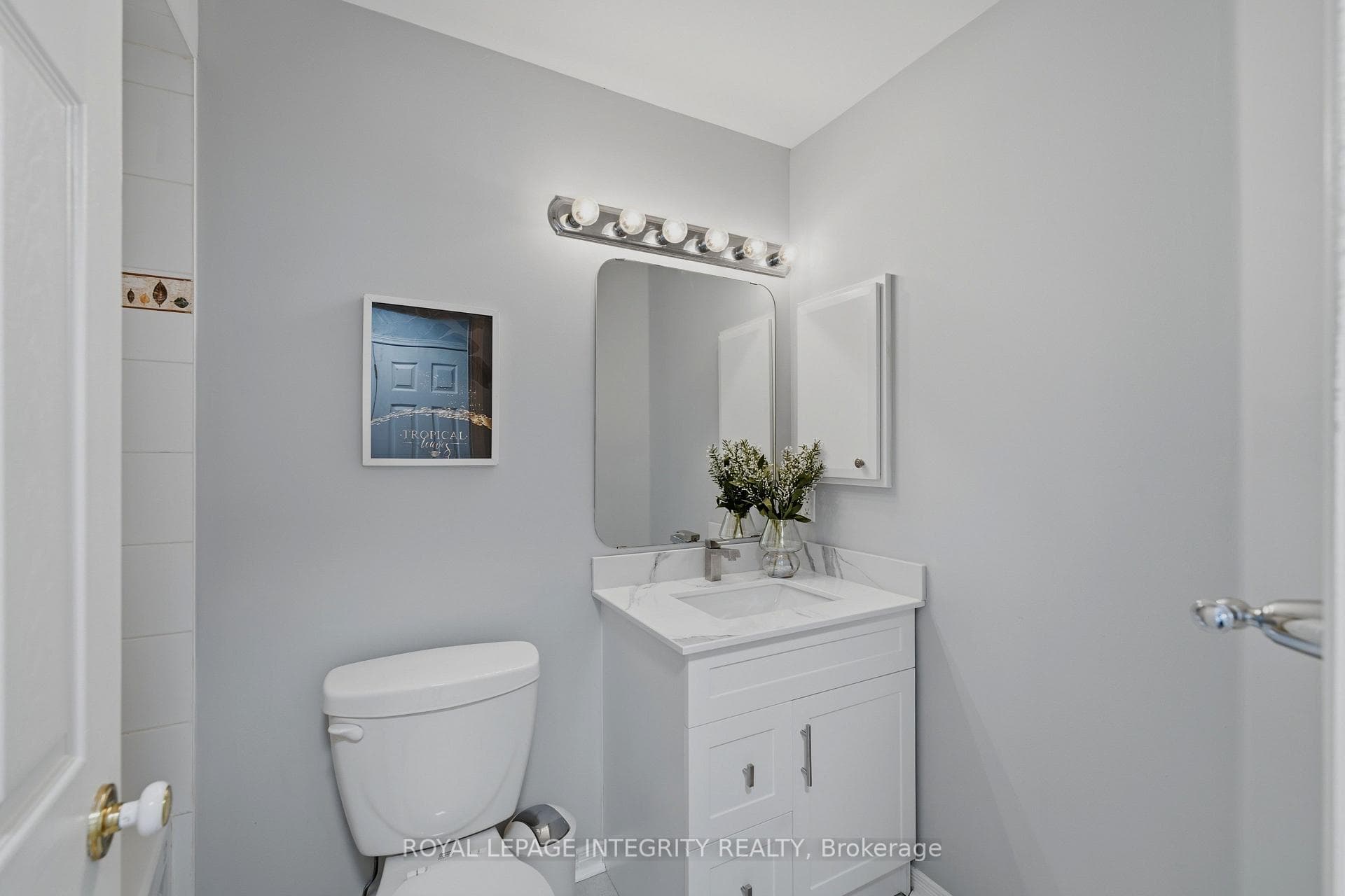 160 DEERCROFT Avenue photo 22