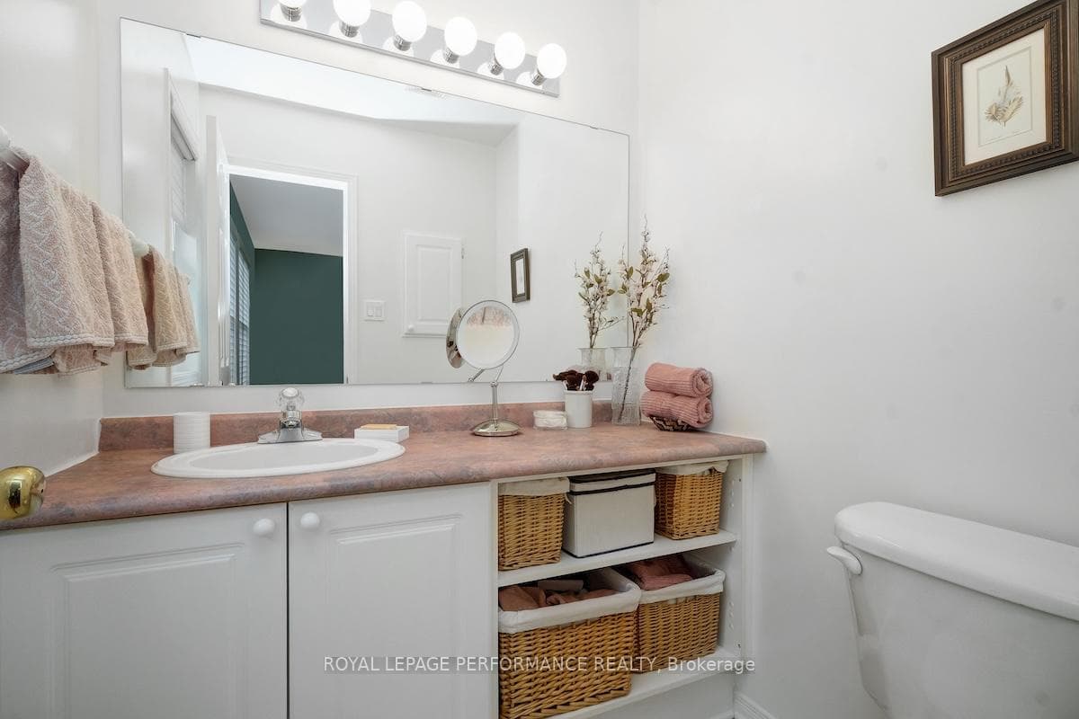 169 Arcola Private photo 33