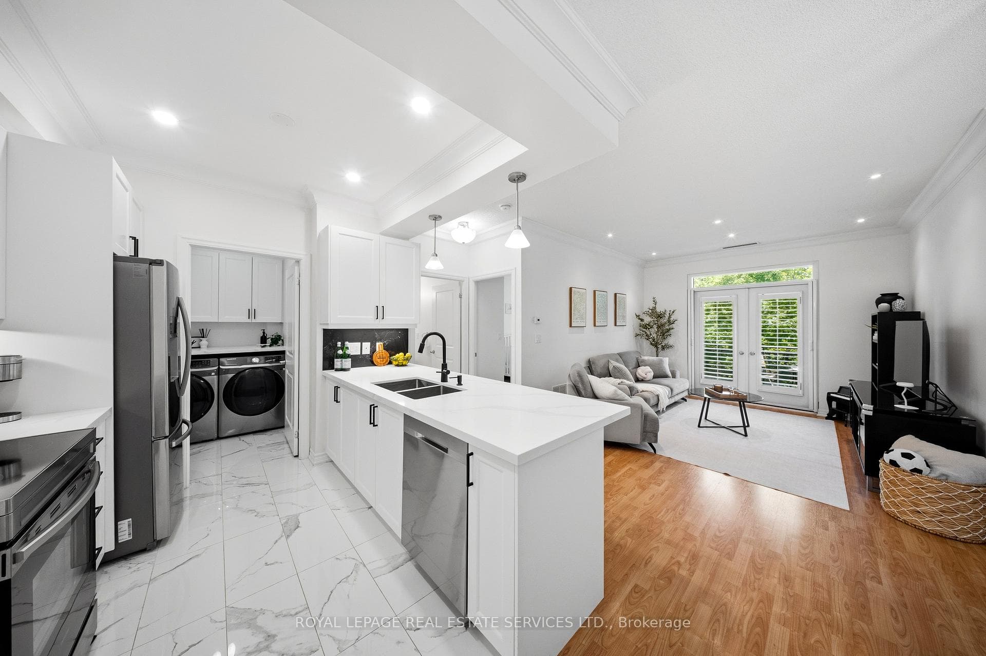245 Dalesford Road Unit 114 photo 12