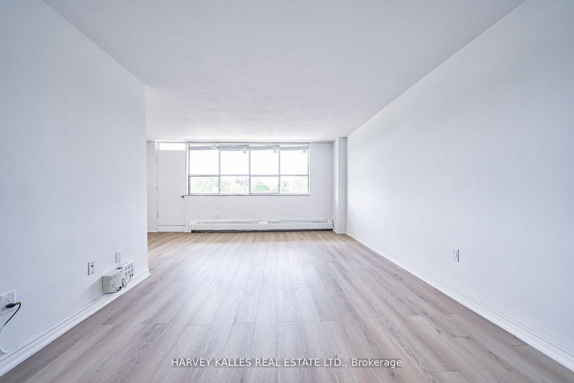 2000 Sheppard Avenue Unit 1203 photo 9