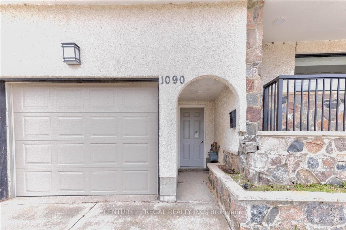 1090 8TH Street photo 6