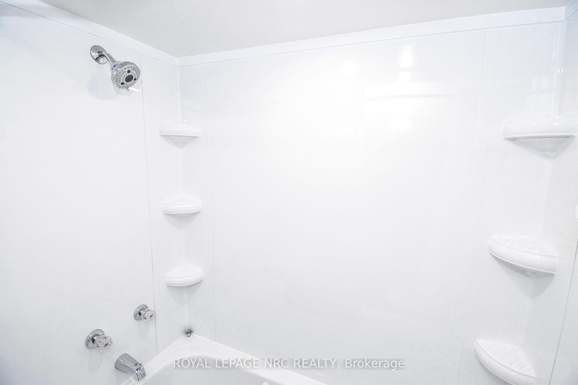 109 Pine Street photo 18