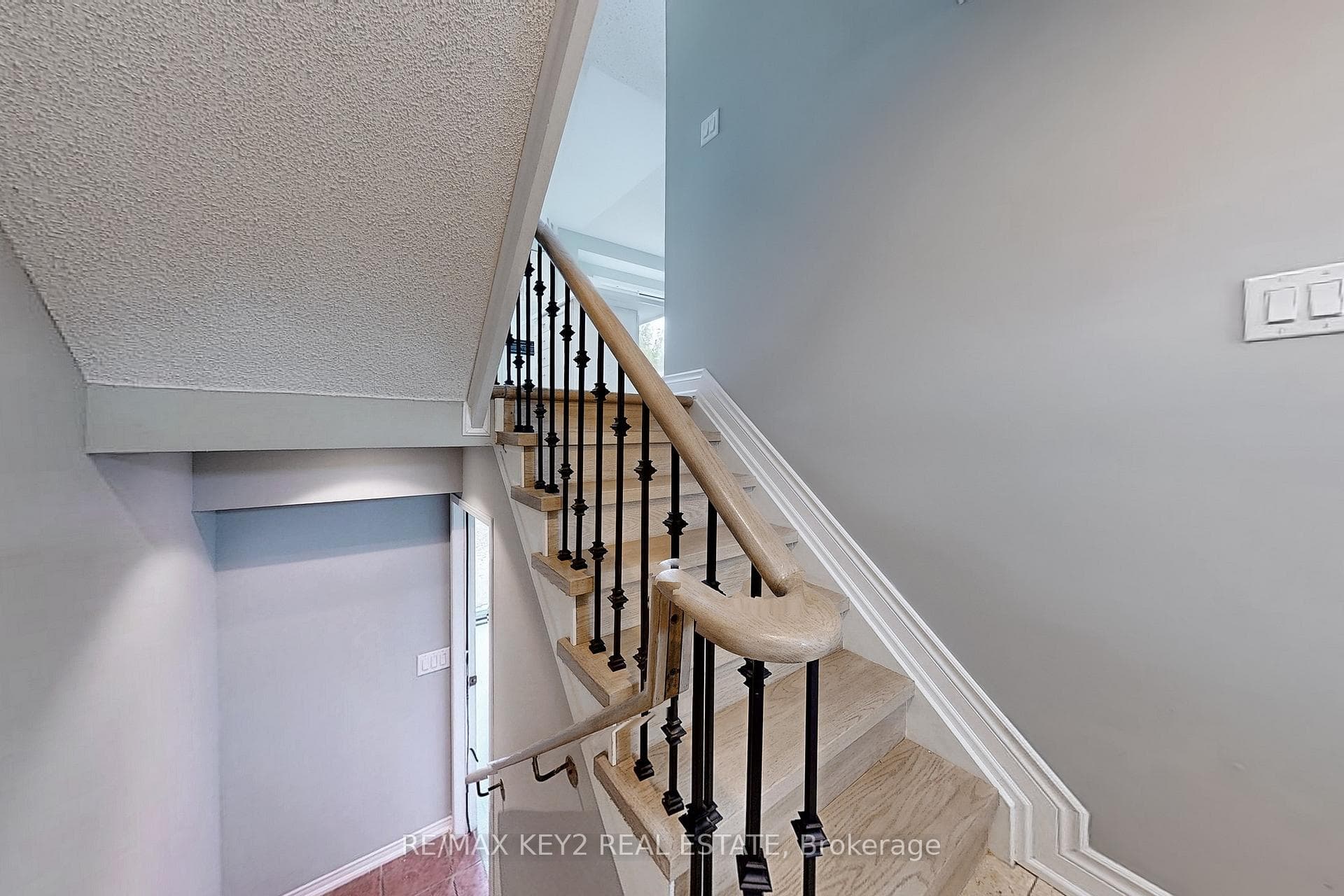 139 Kelso Crescent photo 10