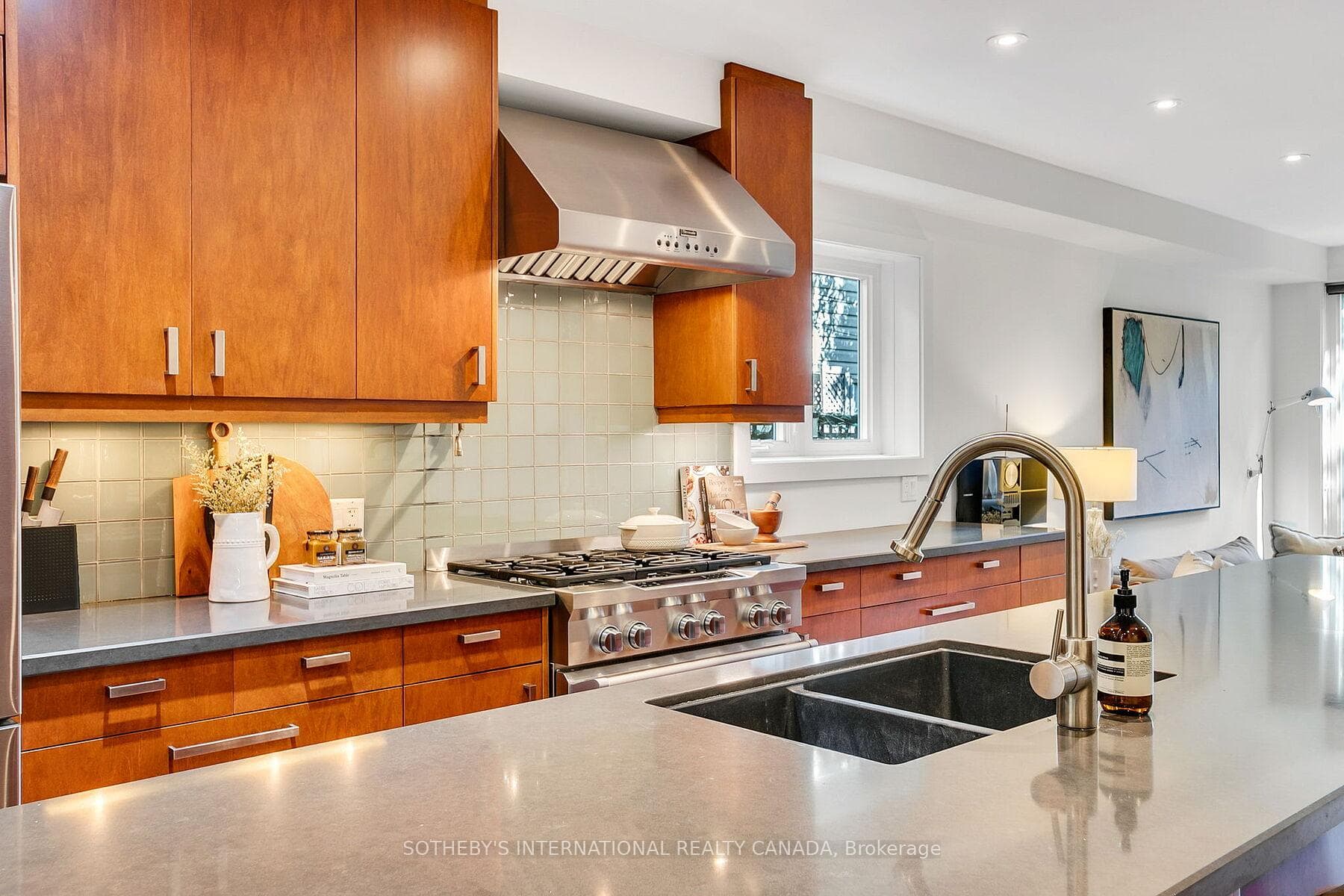 435 Ontario Street photo 15