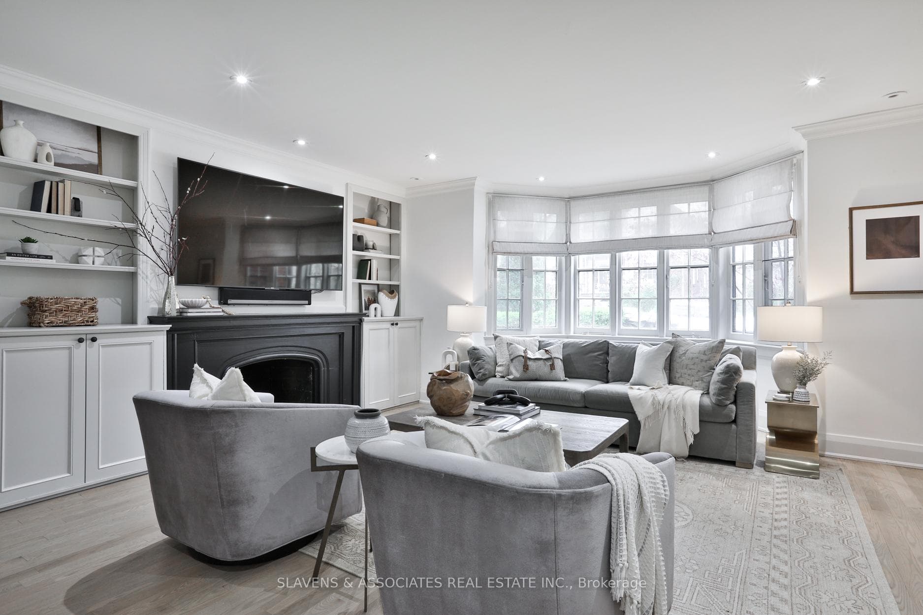 3 Highbourne Road photo 2
